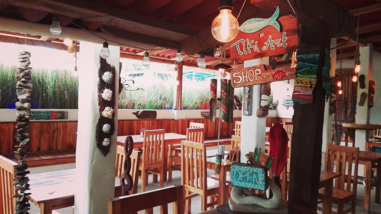 Tiki Dorm Villa Санта Каталина Екстериор снимка