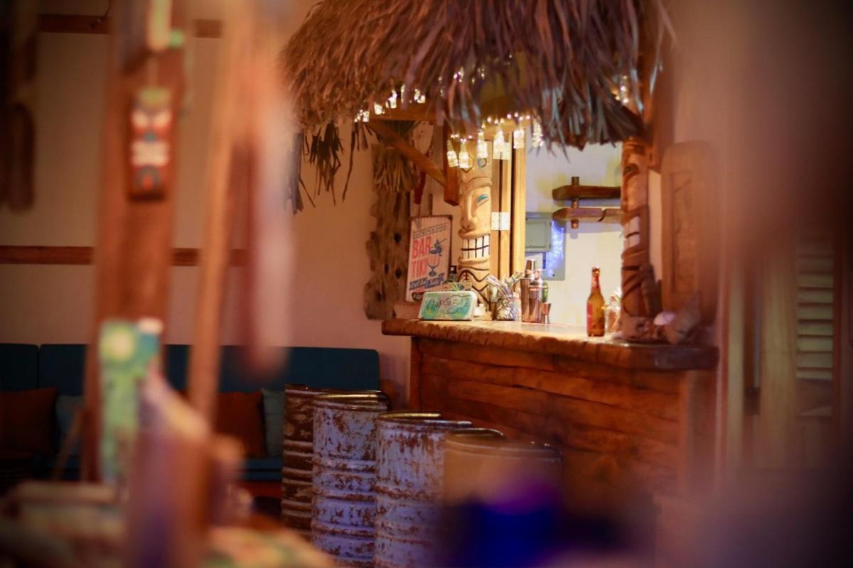 Tiki Dorm Villa Санта Каталина Екстериор снимка