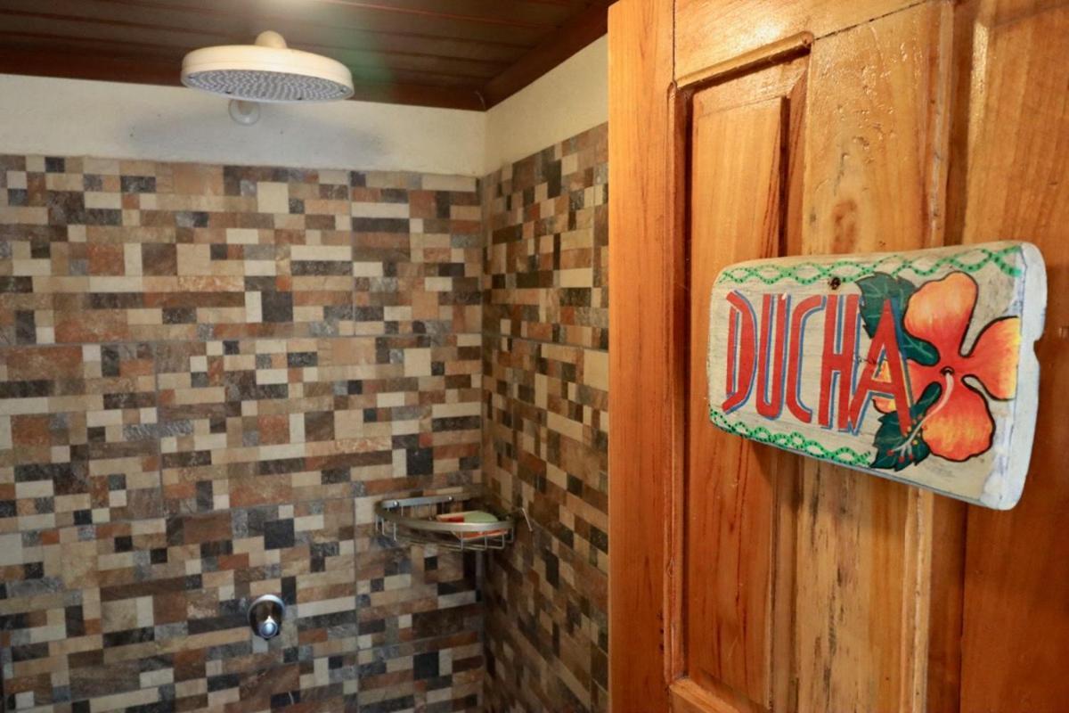 Tiki Dorm Villa Санта Каталина Екстериор снимка