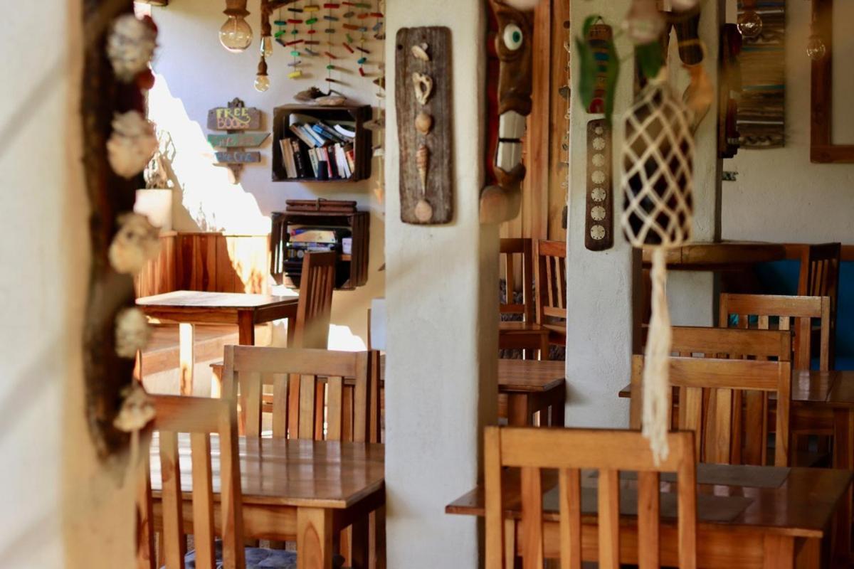 Tiki Dorm Villa Санта Каталина Екстериор снимка