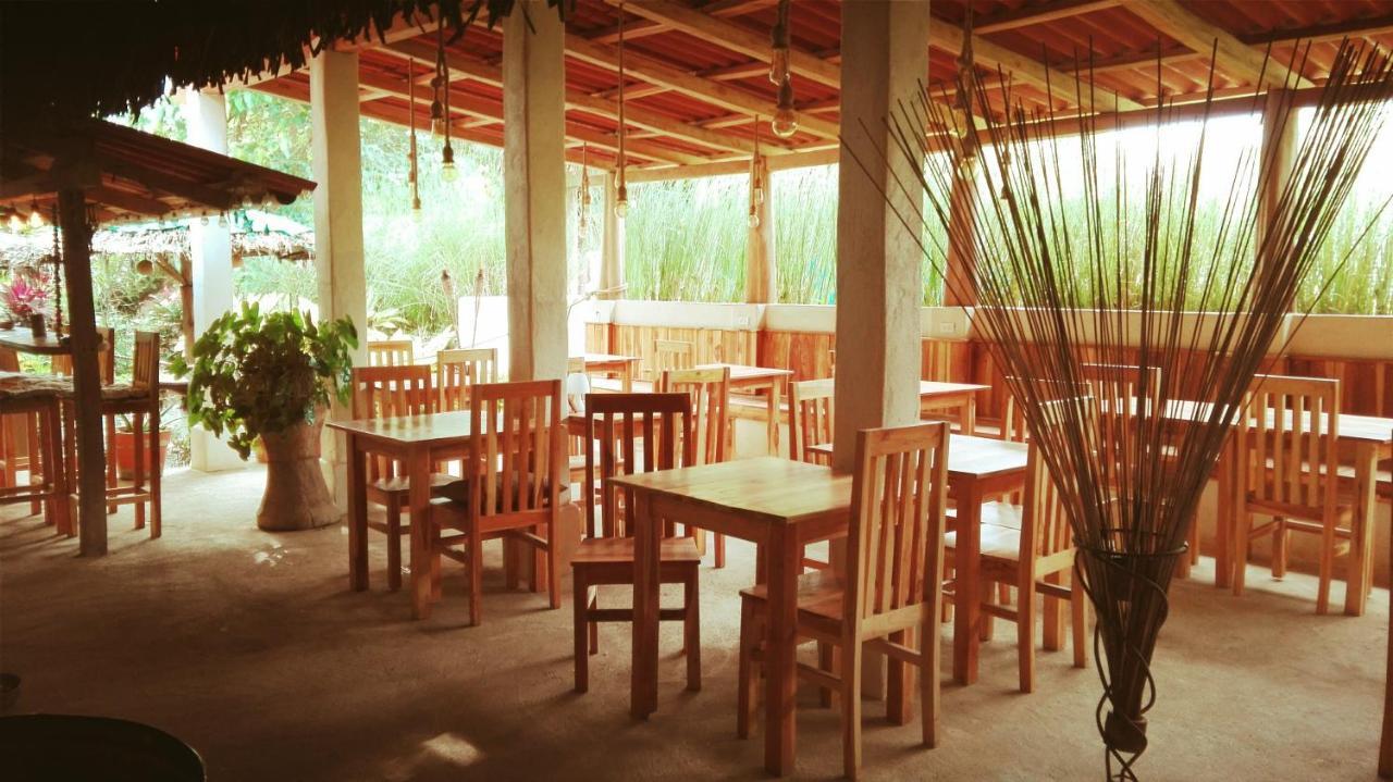 Tiki Dorm Villa Санта Каталина Екстериор снимка